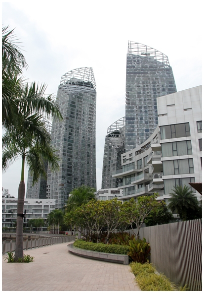 Двенадцать дней осени в городе вечного лета