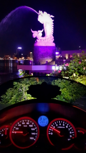 Из Тайланда на мотобайке во Вьетнам, Лаос, Камбоджу. Путешествие во Времени в Город Весны