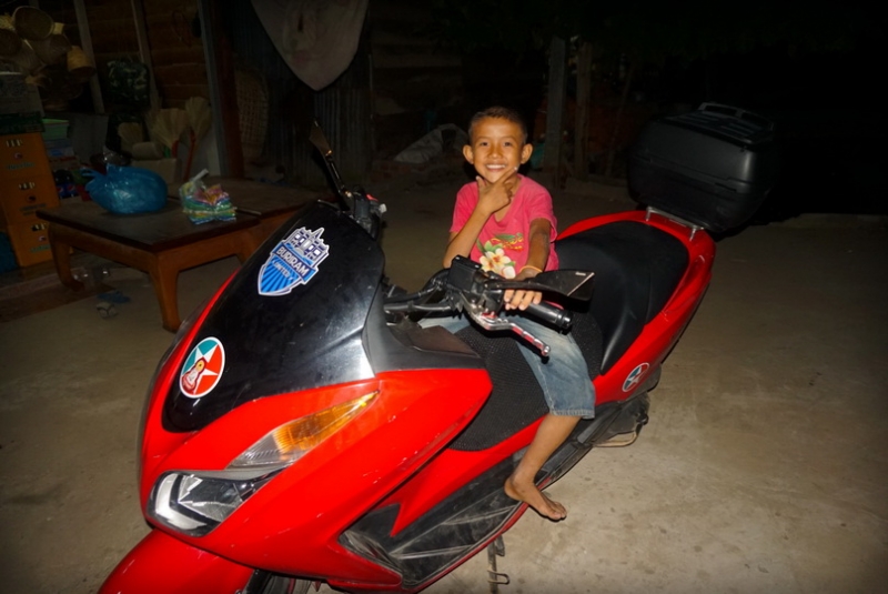 Из Тайланда на мотобайке во Вьетнам, Лаос, Камбоджу. Путешествие во Времени в Город Весны