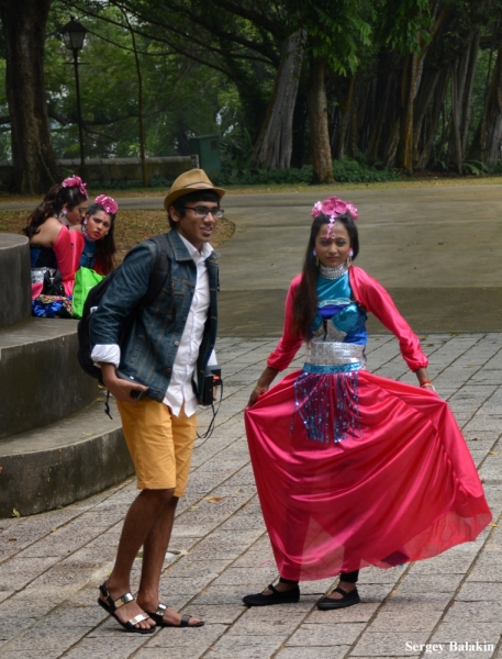 Азиадские штучки Queen-pig, тук-тук и хот-дог по-хайнаньски в круизе Voyager of the Seas