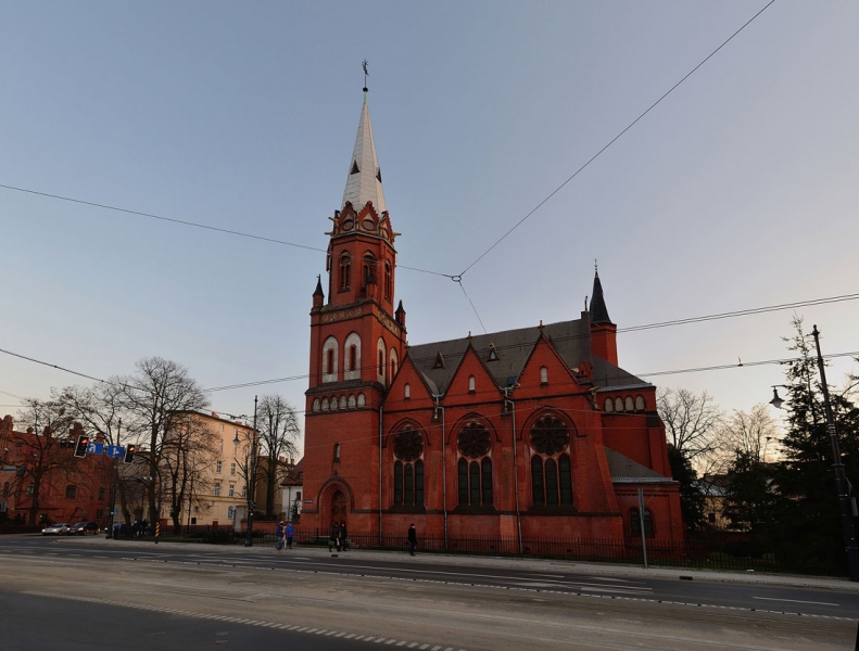 Toruń. 493 - DSC_8589-8590. Kościół św. Szczepana