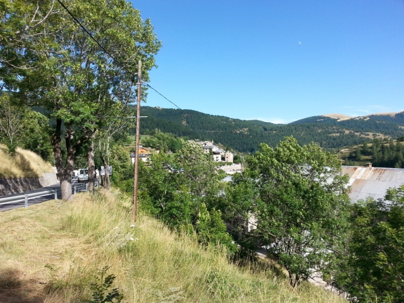 Прованс в июле 2015. Вроде банально, но с загогулиной.