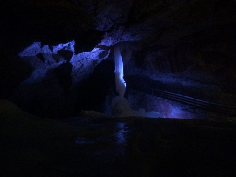 Ледяные пещеры