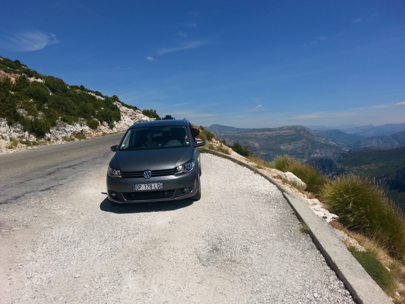 Прованс в июле 2015. Вроде банально, но с загогулиной.