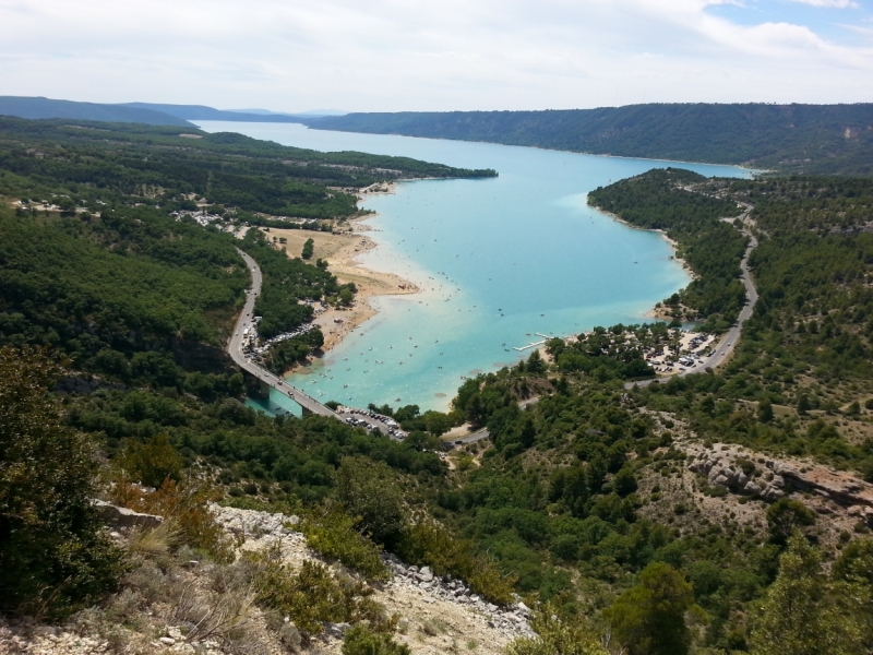 Прованс в июле 2015. Вроде банально, но с загогулиной.