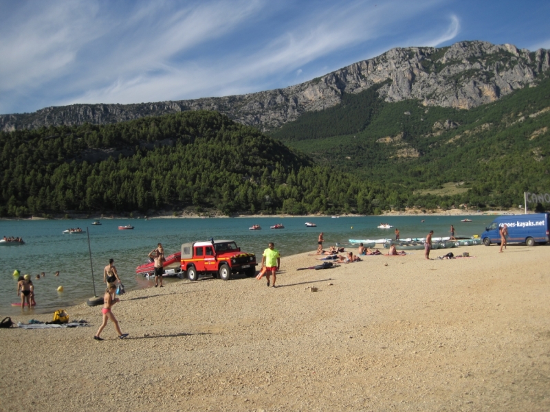 Прованс в июле 2015. Вроде банально, но с загогулиной.