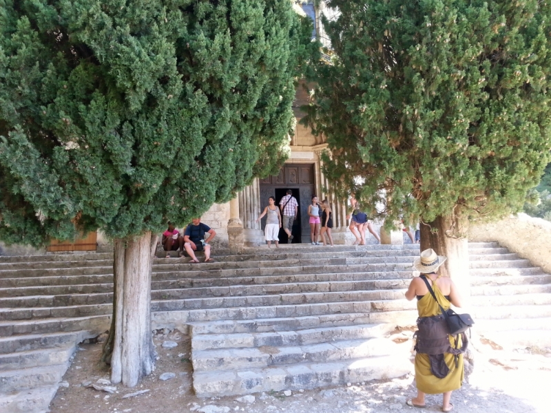 Прованс в июле 2015. Вроде банально, но с загогулиной.