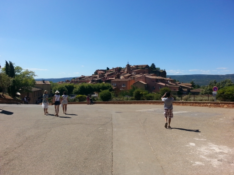 Прованс в июле 2015. Вроде банально, но с загогулиной.