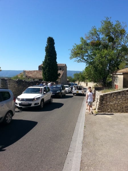 Прованс в июле 2015. Вроде банально, но с загогулиной.