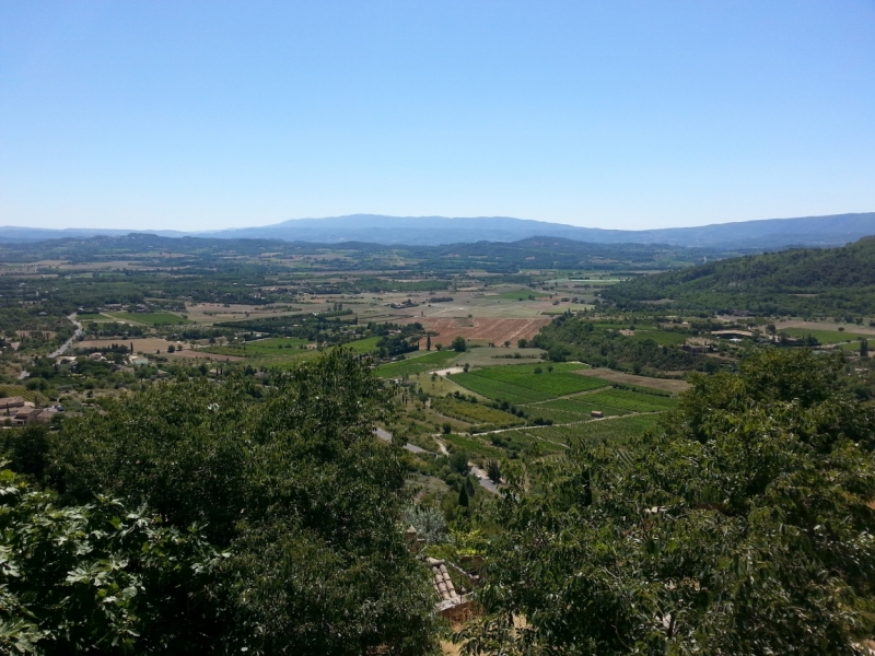 Прованс в июле 2015. Вроде банально, но с загогулиной.