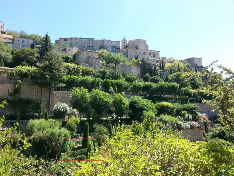 Прованс в июле 2015. Вроде банально, но с загогулиной.