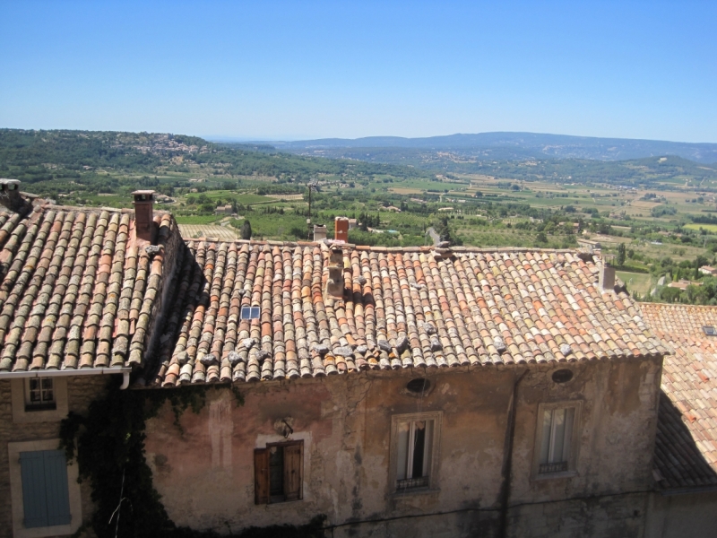 Прованс в июле 2015. Вроде банально, но с загогулиной.