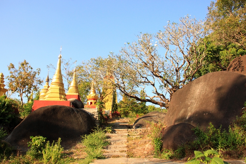 Мьянма весной. Затерянный мир золотых ступ и сияющих улыбок. От Mawlamuine до Monywa