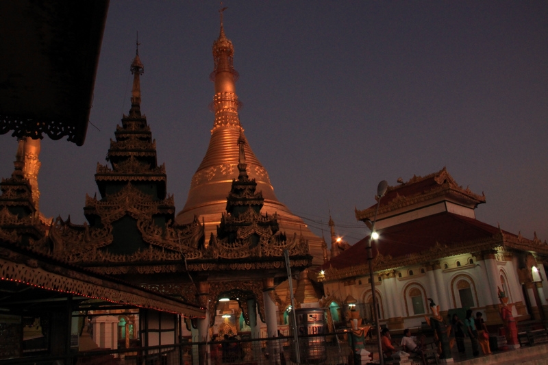 Мьянма весной. Затерянный мир золотых ступ и сияющих улыбок. От Mawlamuine до Monywa