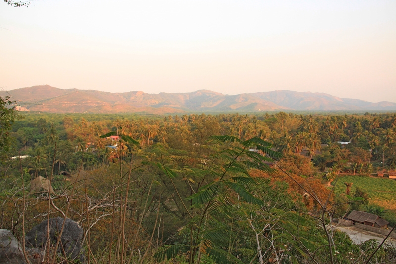 Мьянма весной. Затерянный мир золотых ступ и сияющих улыбок. От Mawlamuine до Monywa