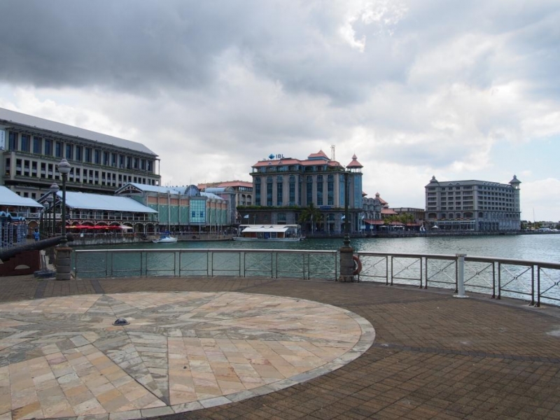 «Сначала Бог увидел Маврикий, а потом  создал рай. По его образу и подобию» Марк Твен