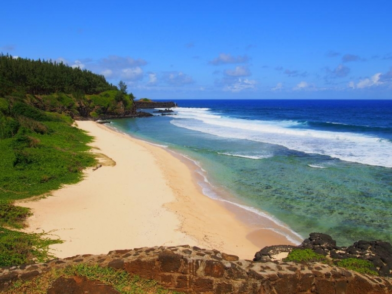 «Сначала Бог увидел Маврикий, а потом  создал рай. По его образу и подобию» Марк Твен