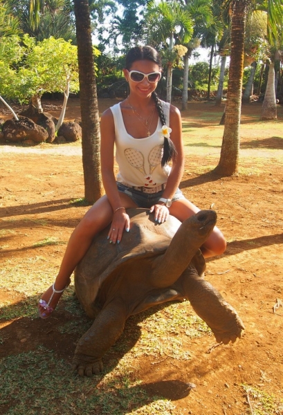 «Сначала Бог увидел Маврикий, а потом  создал рай. По его образу и подобию» Марк Твен