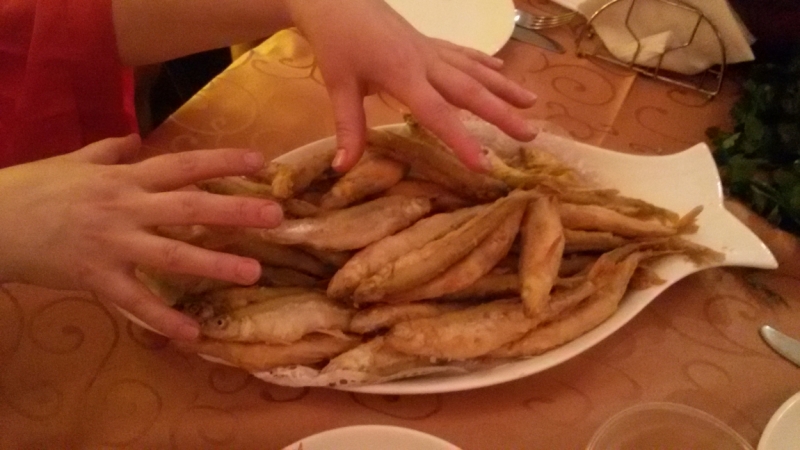 Принял на грудь, скажи что-нибудь! Трезвым вход запрещён!