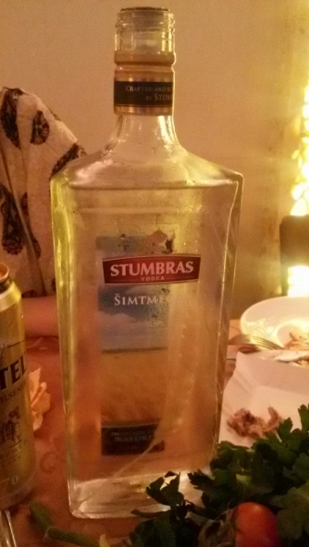 Принял на грудь, скажи что-нибудь! Трезвым вход запрещён!