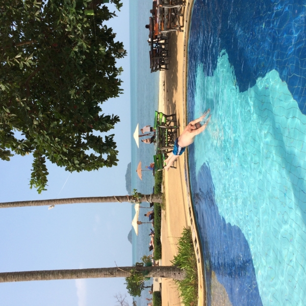 Принял на грудь, скажи что-нибудь! Трезвым вход запрещён!