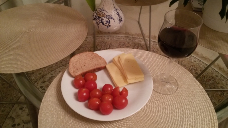 Принял на грудь, скажи что-нибудь! Трезвым вход запрещён!