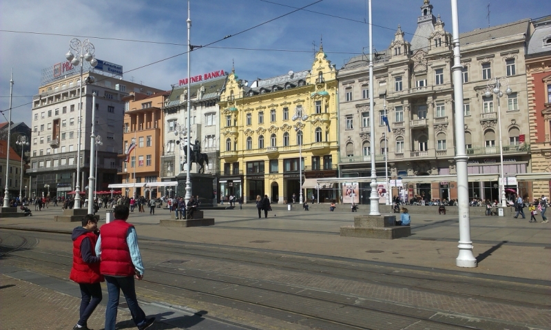 Европа 2015 : Латвия, Литва, Польша, Словакия, Австрия, Словения, Хорватия