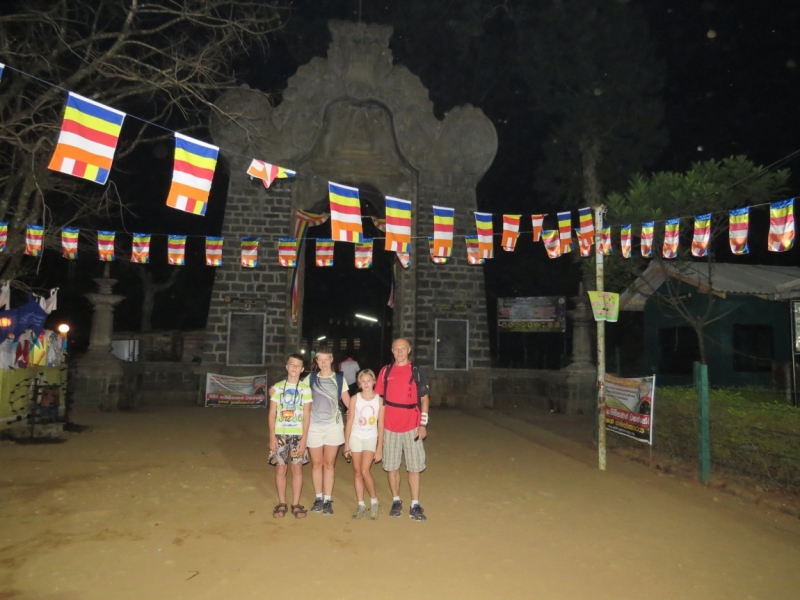 Шри-Ланка в феврале-марте 2016 г. Пляжи и треккинги (нетуристические места).