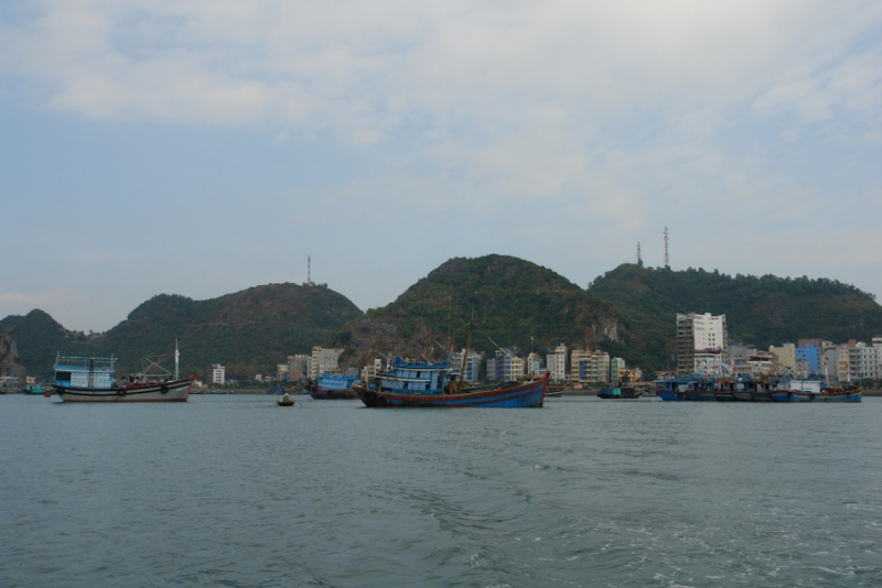 Вьетнам. Хайфон. Кат Ба. Халонг