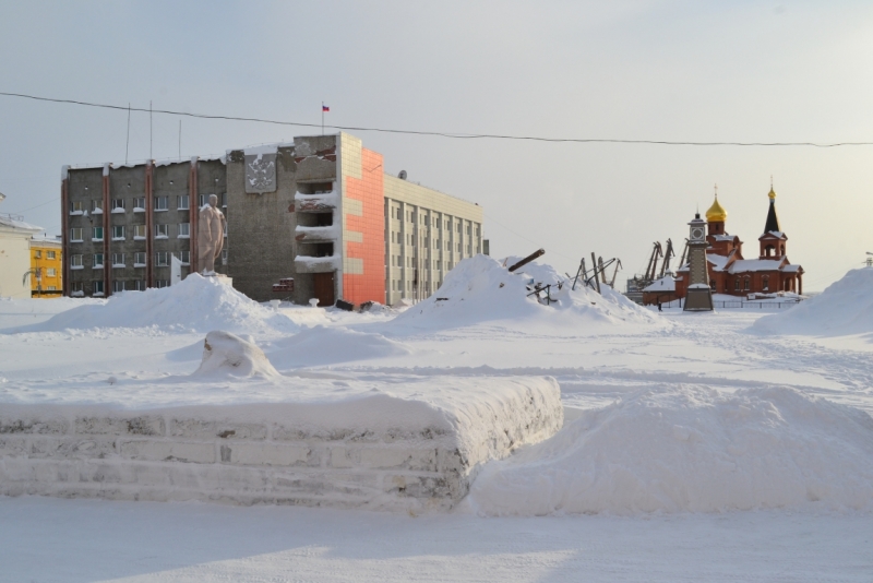 Во глубине сибирских руд - город любви за Полярным кругом