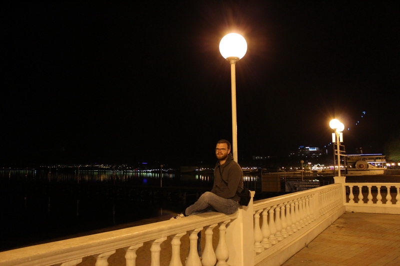 На weekend в Геленджик 9 апреля. Первое знакомство с городом.