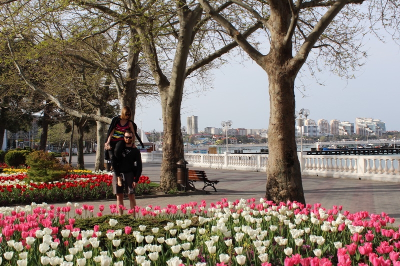 На weekend в Геленджик 9 апреля. Первое знакомство с городом.