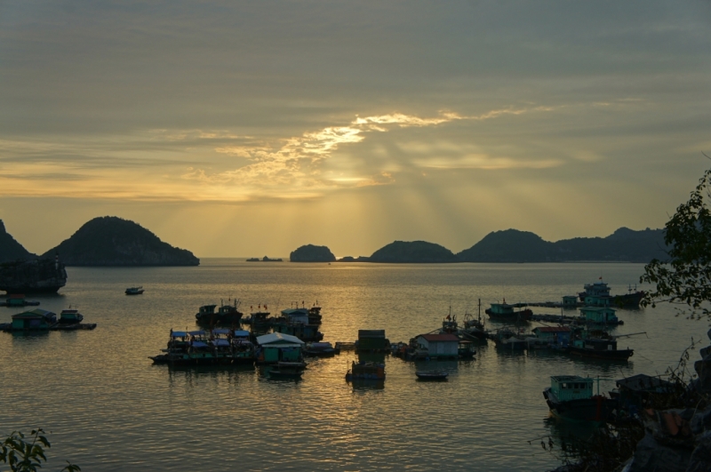 С севера на юг через Лаос