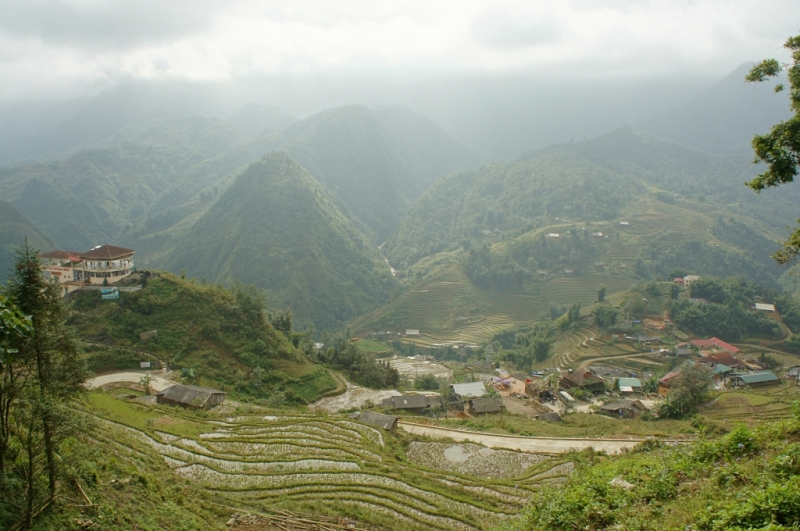 С севера на юг через Лаос