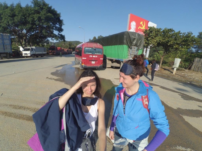 С севера на юг через Лаос