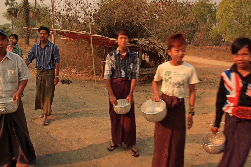 Мьянма весной. Затерянный мир золотых ступ и сияющих улыбок. От Mawlamuine до Monywa