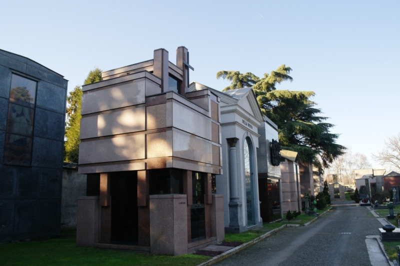 Как я провел этой весной. Кладбище Cimitero Monumentale, Милан