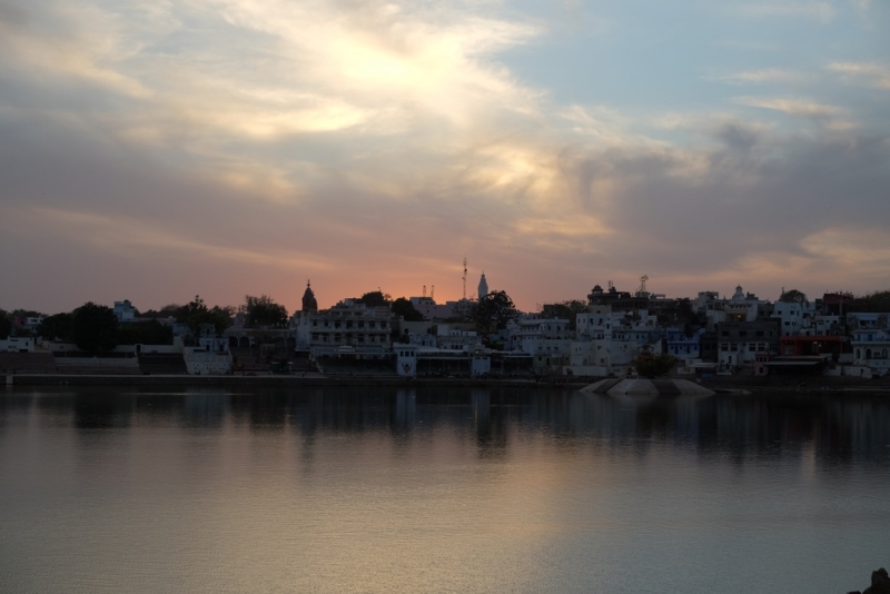 Критика Маршрута–Дели-Агра-Джайпур-Пушкар-Удайпур-Джодхпур-Джайсалмер-Биканер-Мандава-Дели