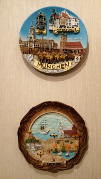 Кто коллекционирует сувенирные тарелочки?