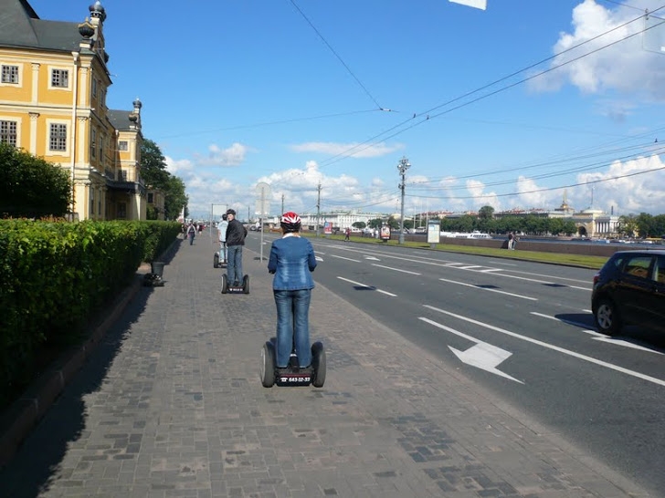 САНКТ ПЕТЕРБУРГ : на сегвеях по Питеру