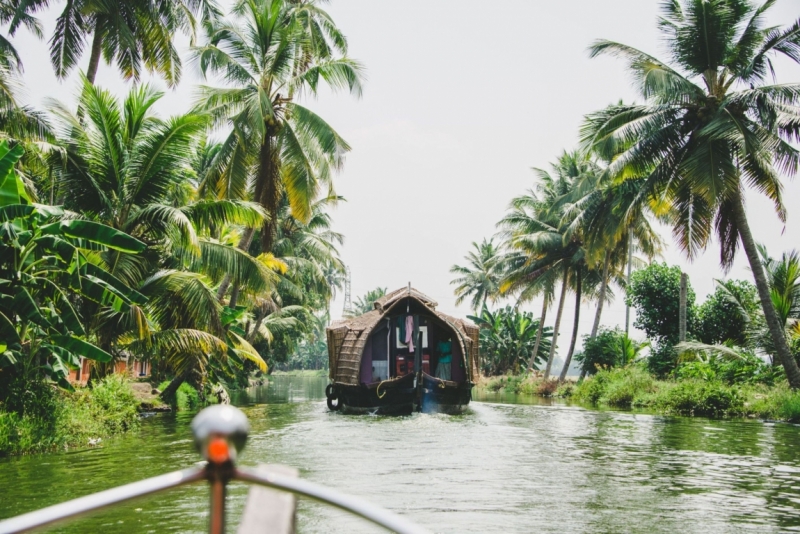 Март 2016 Информативно-транспортное. От Мумбая до Кералы