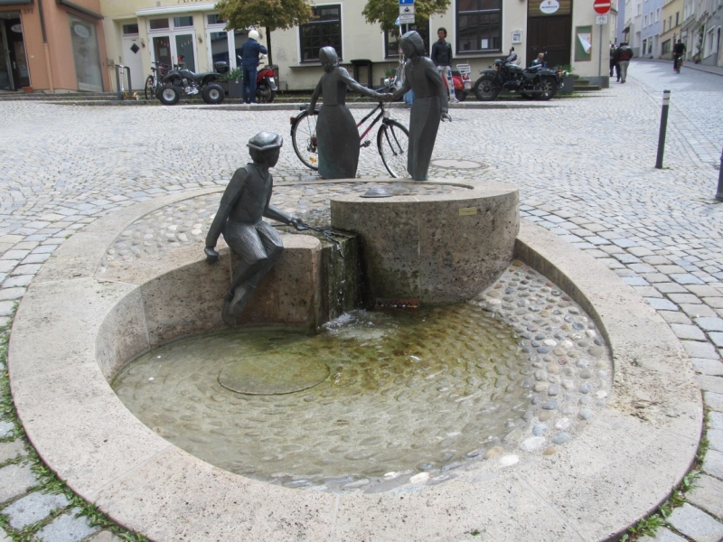 Чудесный Альгой и вокруг. Май 2016.Мемминген, Ульм, Ландсберг-на-Лехе , Кемптен, Линдау