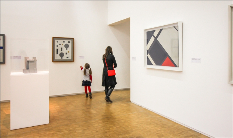 Париж, с 30 апреля по 7 мая 2016