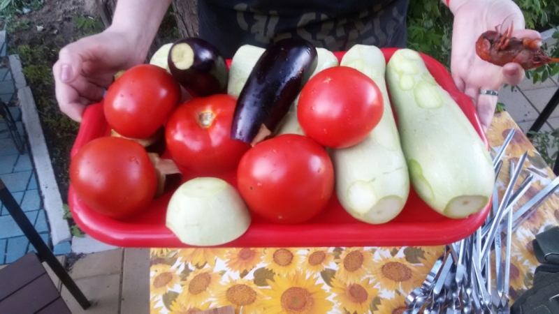 Принял на грудь, скажи что-нибудь! Трезвым вход запрещён!