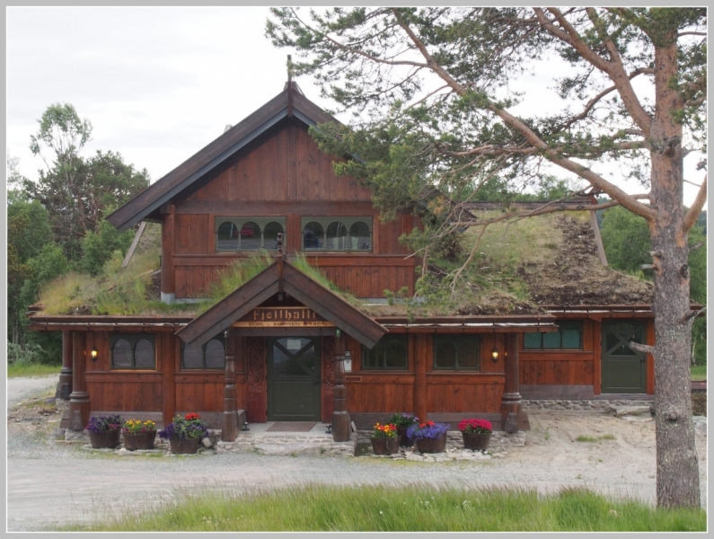 Центральная, западная и южная Норвегия. На машине, с ребенком и палаткой. Июль 2015.