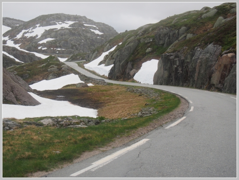 Центральная, западная и южная Норвегия. На машине, с ребенком и палаткой. Июль 2015.