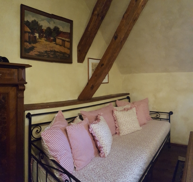 Разделить расходы на экскурсии 10.06.16 по Чески Крумлову .