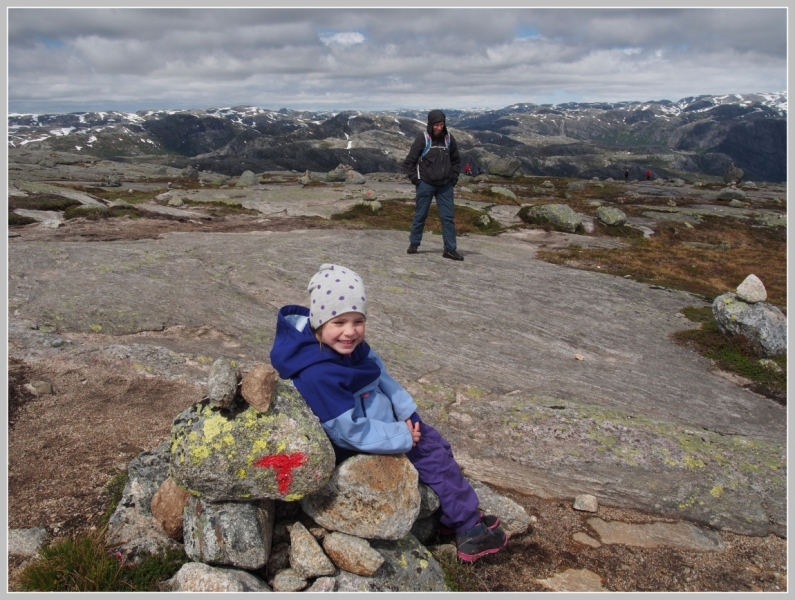 Центральная, западная и южная Норвегия. На машине, с ребенком и палаткой. Июль 2015.