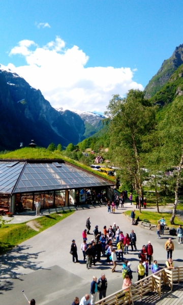 66 часов в Норвегии первый раз, 30 км пешком - и я в плену водопадов, фьордов