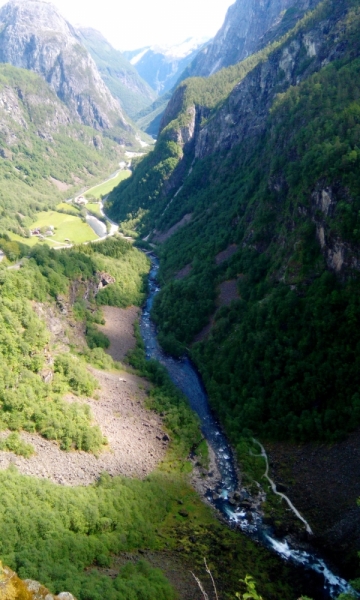 66 часов в Норвегии первый раз, 30 км пешком - и я в плену водопадов, фьордов